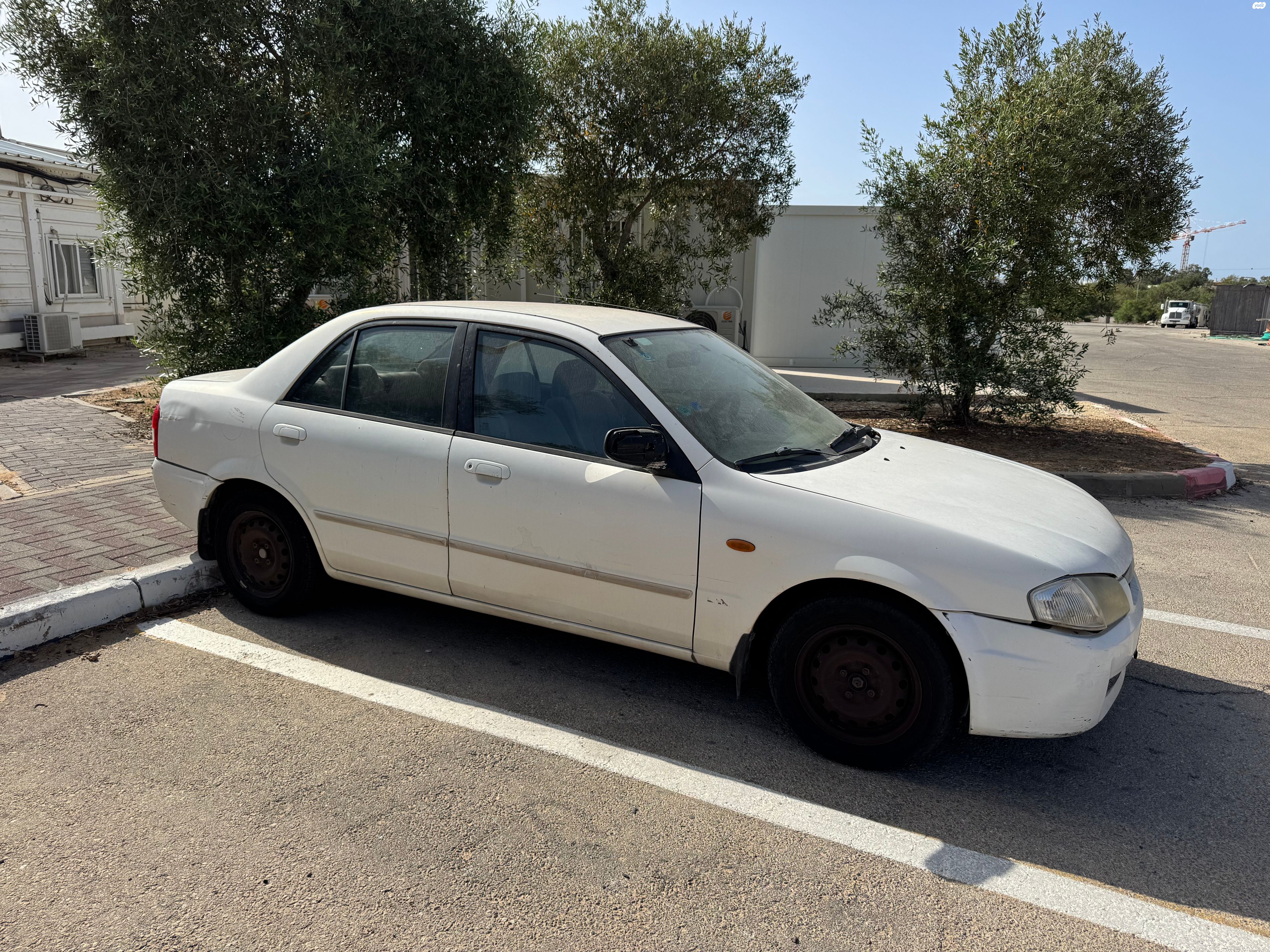 מודעת רכב מאזדה 323