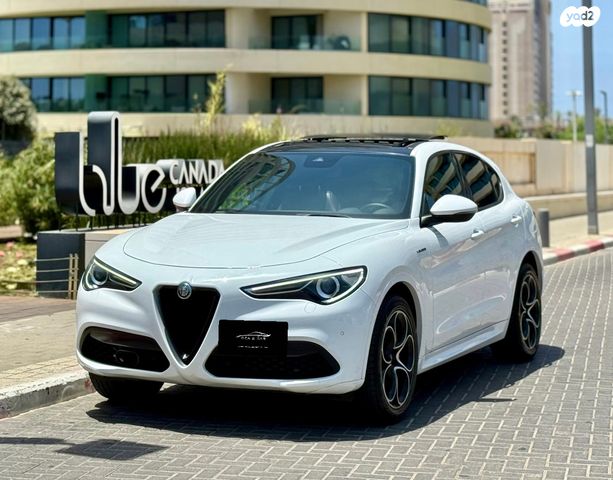 מודעת רכב אלפא רומיאו סטלביו