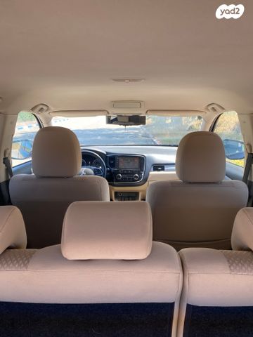 מיצובישי אאוטלנדר