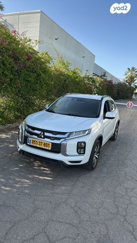 מודעת רכב מיצובישי ASX
