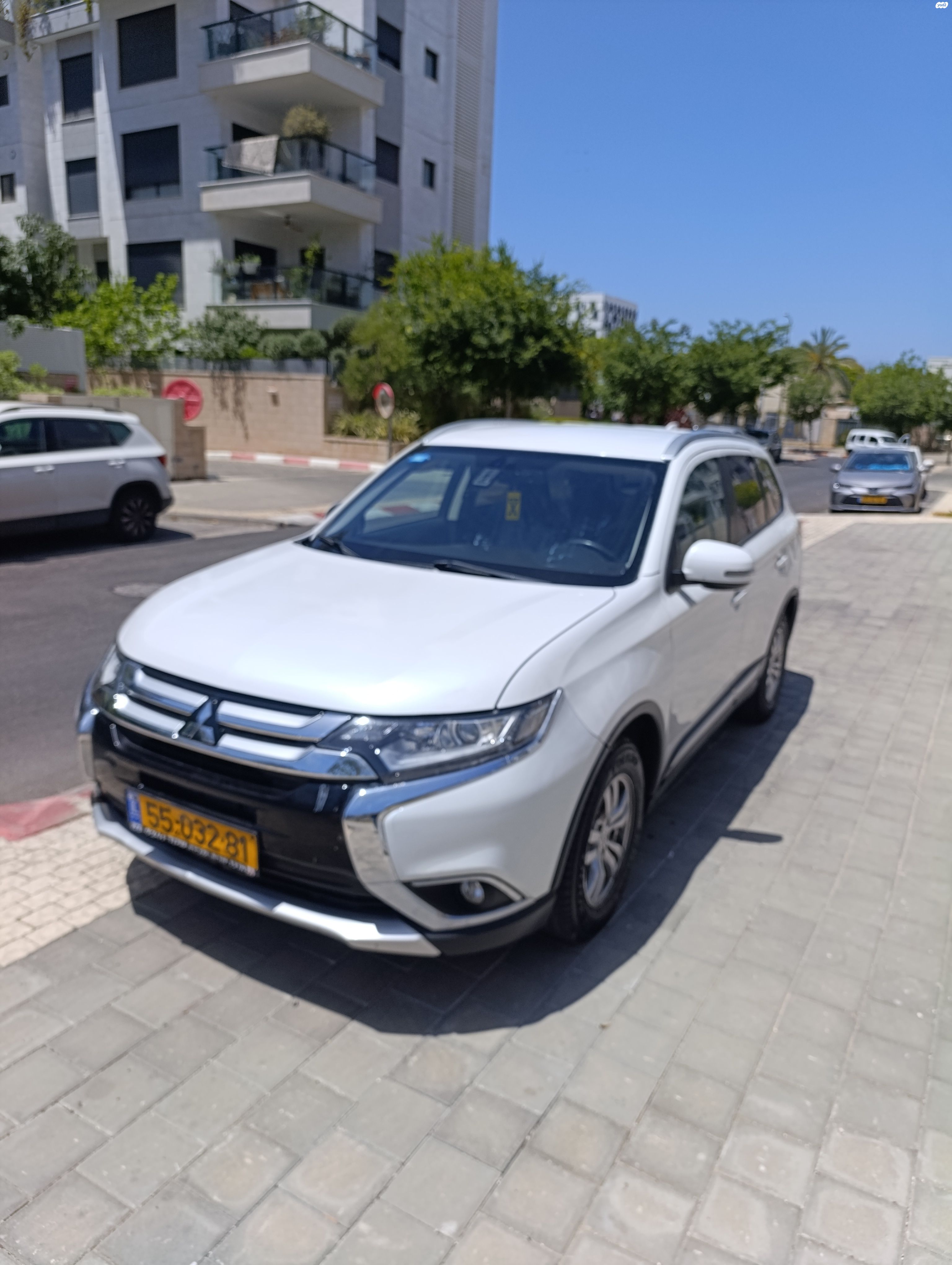 מודעת רכב מיצובישי אאוטלנדר