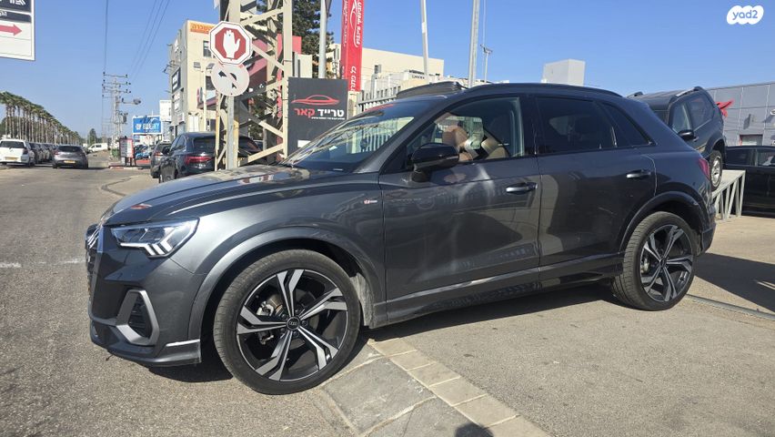 מודעת רכב אאודי Q3