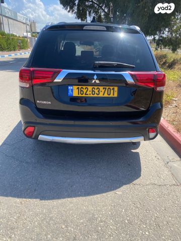 מיצובישי אאוטלנדר