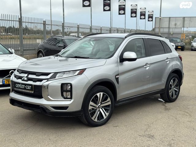 מודעת רכב מיצובישי ASX