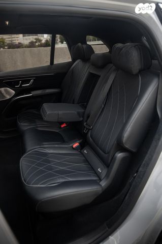 מרצדס-בנץ EQS SUV