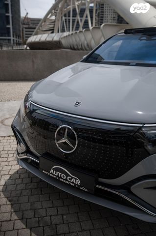 מרצדס-בנץ EQS SUV