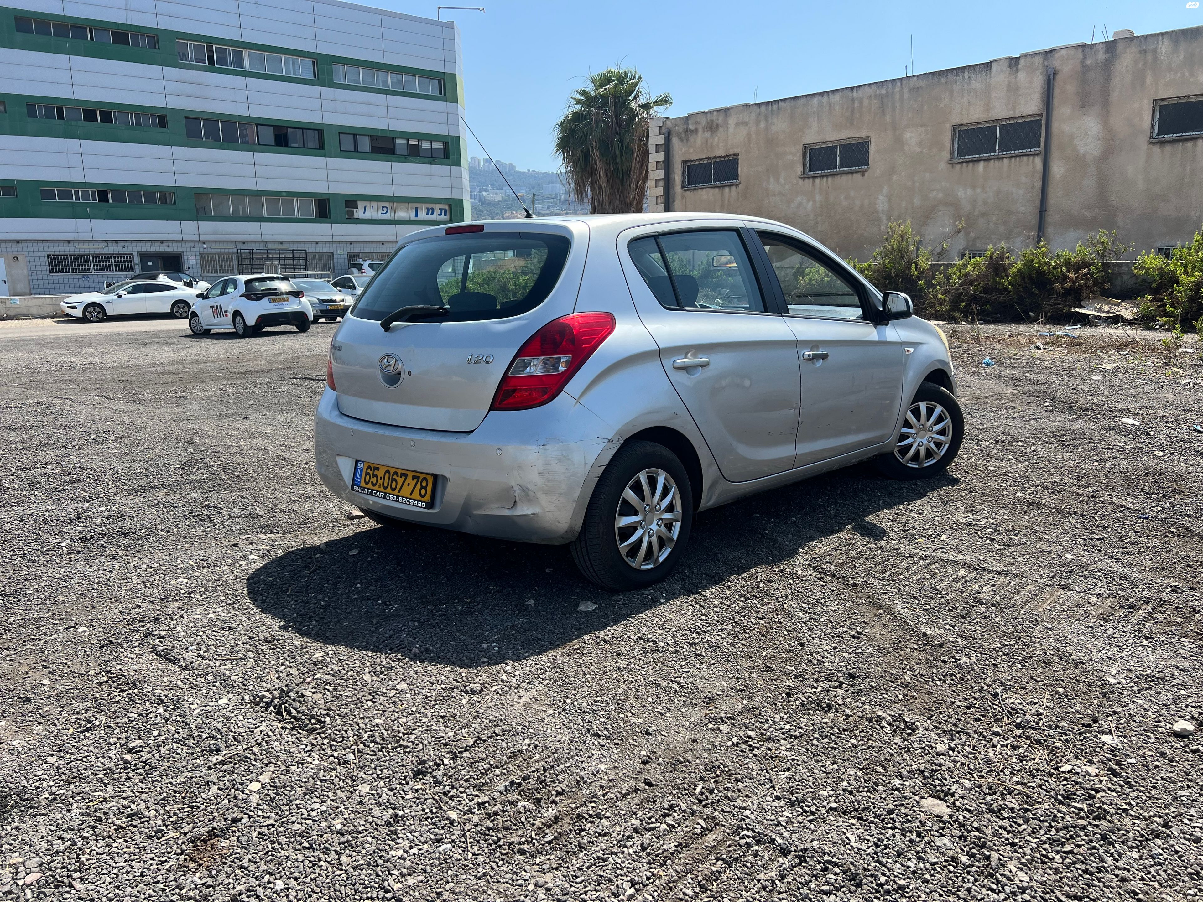 מודעת רכב יונדאי i20