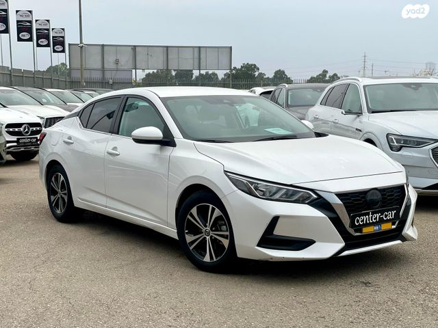 ניסאן סנטרה