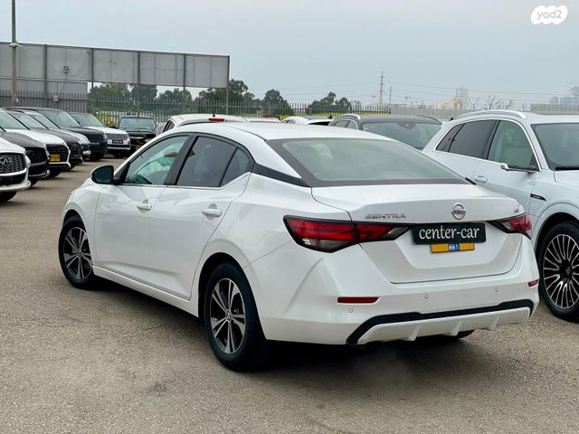 ניסאן סנטרה