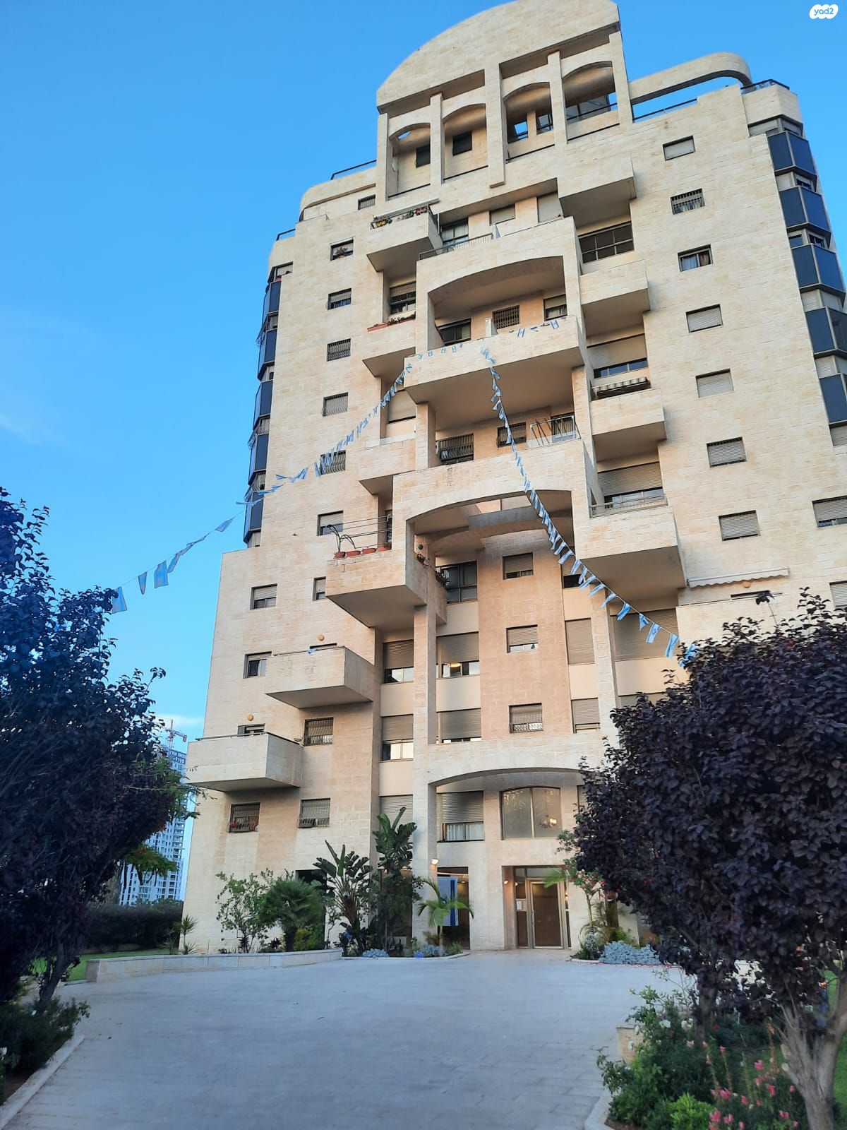יוני נתניהו 35