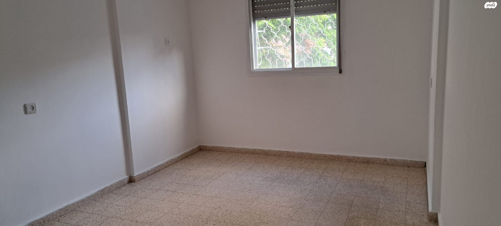 שדרות מנחם בגין 10