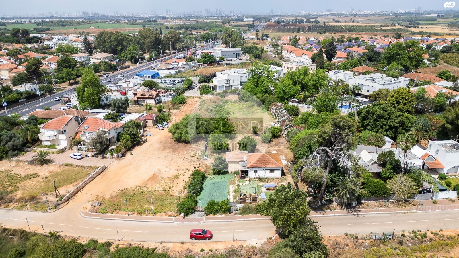 שדרות הדקלים 5