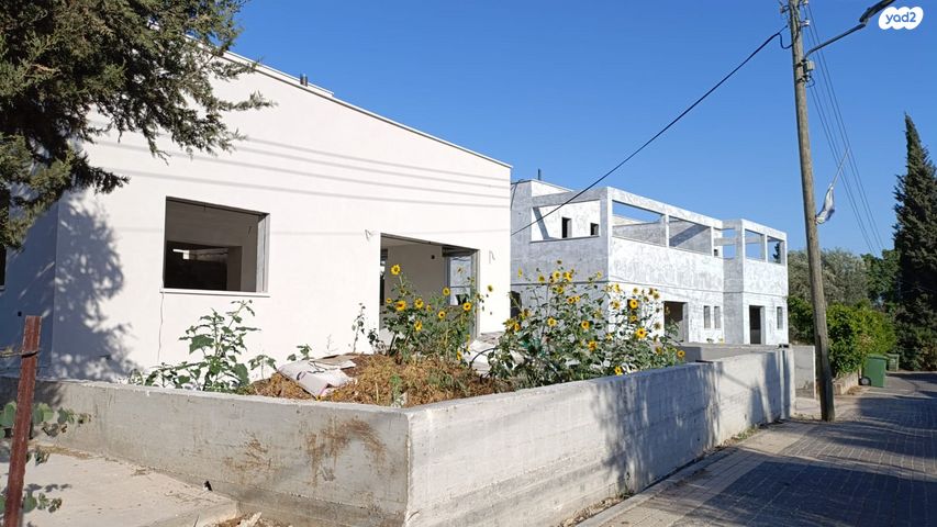 יערה 9