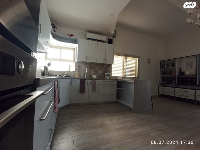 דירה, מלצ'ט 14, הדר מרכז, חיפה