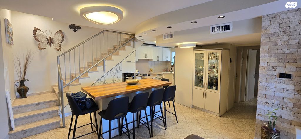 גג/ פנטהאוז, מוטה גור 12, גן מוטה גור, עכו