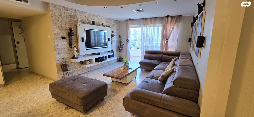 גג/ פנטהאוז, מוטה גור 12, גן מוטה גור, עכו