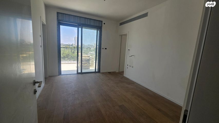 גג/ פנטהאוז, שמואל יבנאלי, תל גנים, גבעתיים