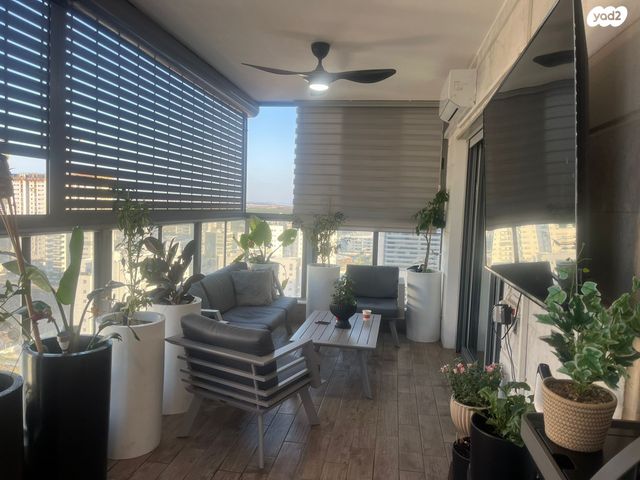 דירה, ליבנה, יצחק שמיר, נהריה