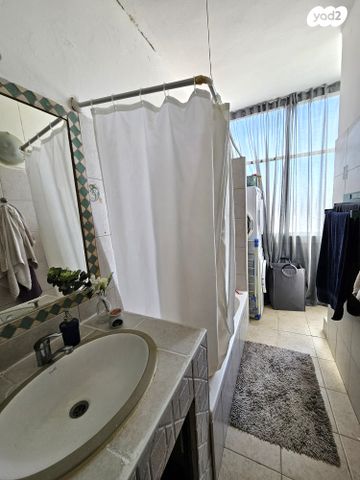 דירה, כצנלסון, הל"ה, גבעתיים