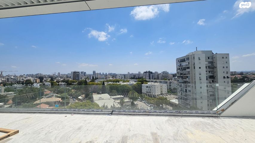 גג/ פנטהאוז, שמואל יבנאלי, תל גנים, גבעתיים