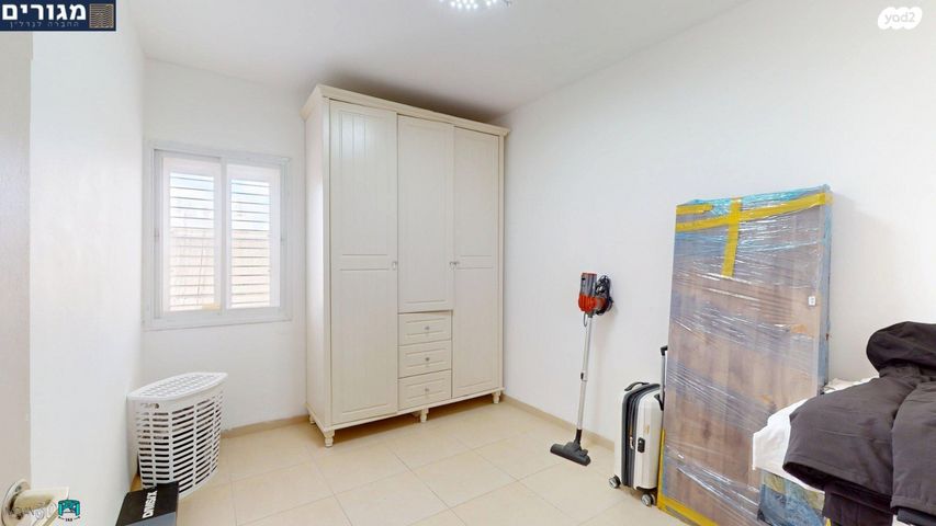 דירה, ז'בוטינסקי, עמידר, טירת כרמל