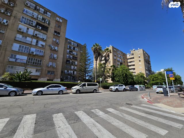 דירה, אצ"ל 64, תל גיבורים, חולון