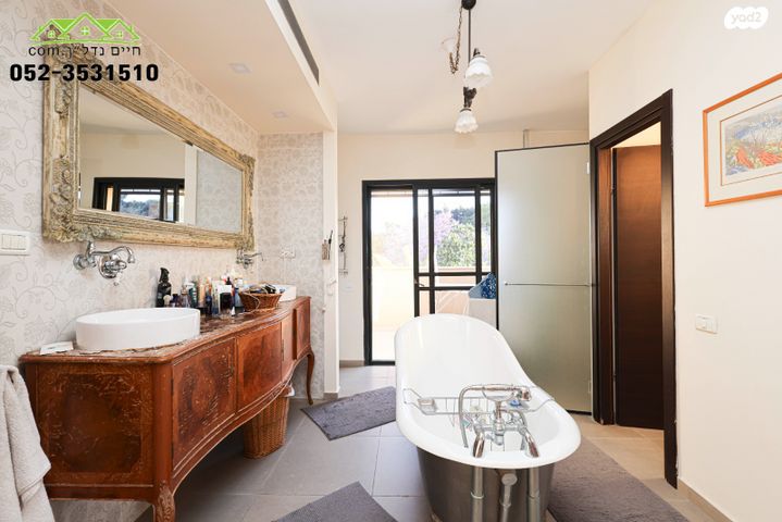 דו משפחתי, ורד, בית דגן, בית דגן