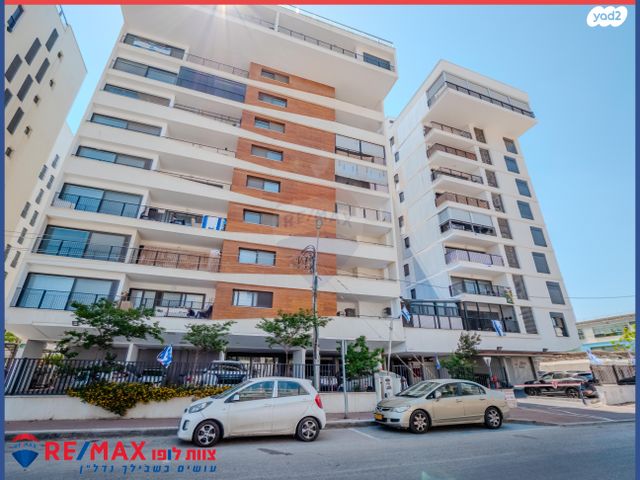 גג/ פנטהאוז, גיורא יוספטל, מרכז העיר, עפולה