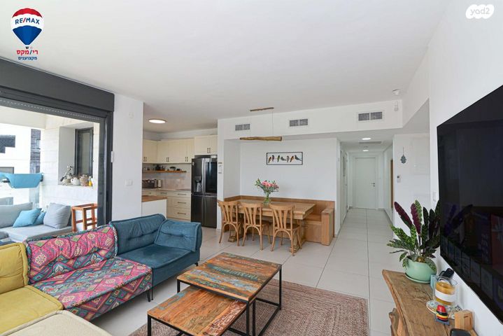 דירה, אור ים, אור עקיבא