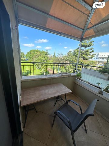 בית פרטי/ קוטג', נווה אילן - אזרחי, יבנה