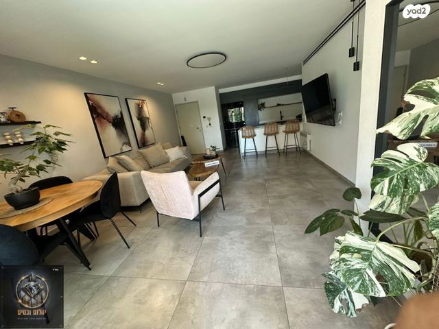 חומת שמואל, הר חומה