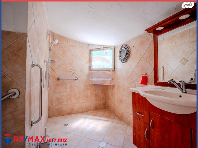 דו משפחתי, הכשרת היישוב, עפולה