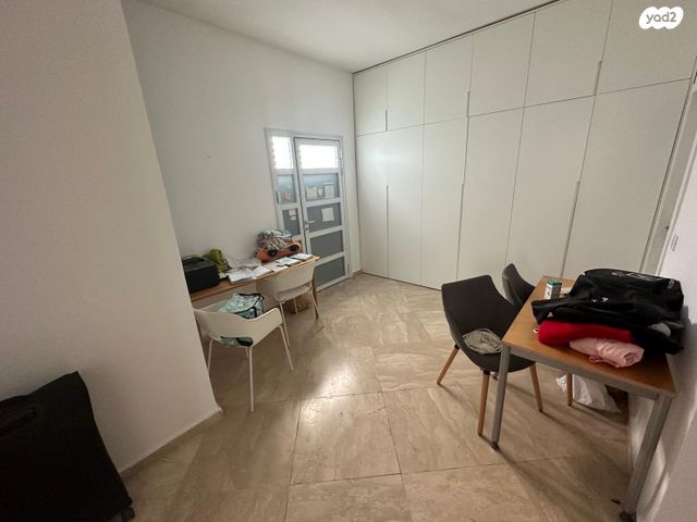 בית פרטי/ קוטג', נווה אילן - אזרחי, יבנה