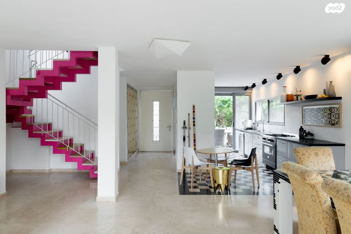 בית פרטי/ קוטג', קרית יערים, רמת השרון