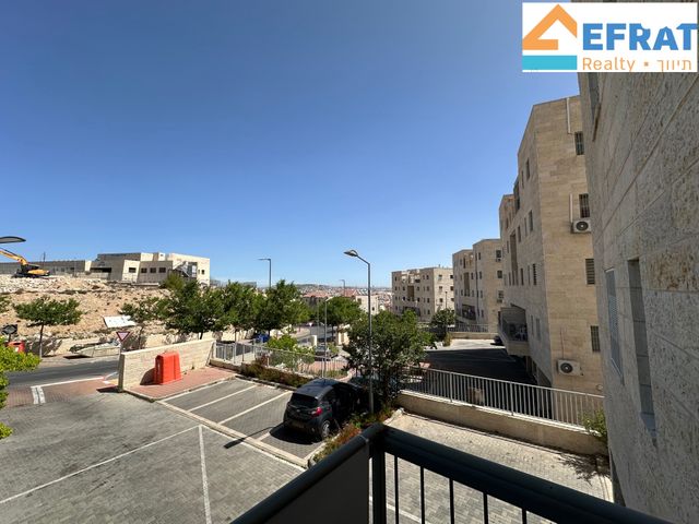 דירה, מתתיהו הכהן 24, גבעת הזית, אפרת