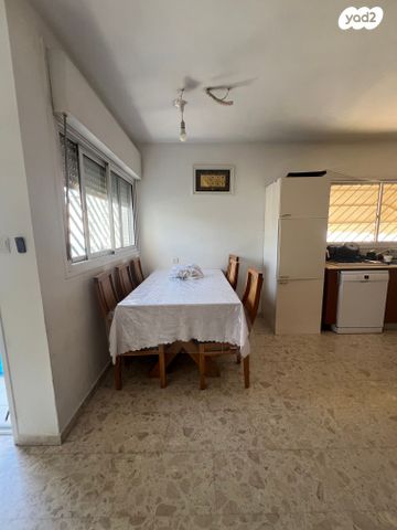 דירה, הסמדר, קרית כרמים, ראשון לציון