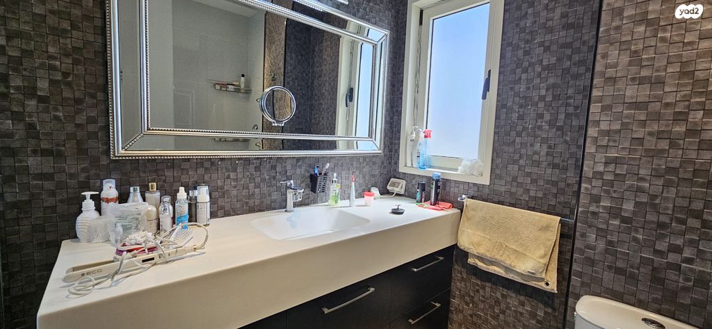 דירה, הקוממיות 1, הנביאים, בת ים