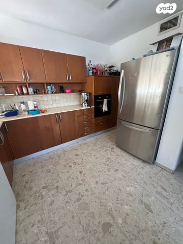 דירה, הסמדר, קרית כרמים, ראשון לציון