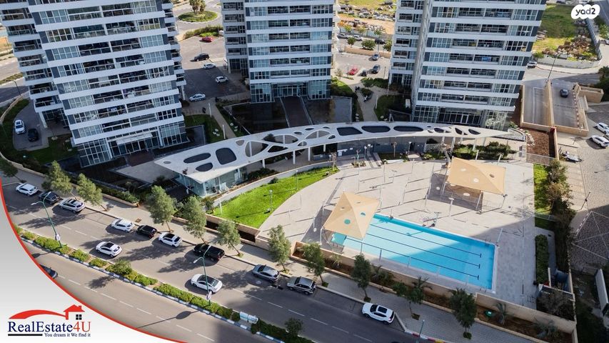 דירה, עוזי חיטמן, עיר ימים, נתניה