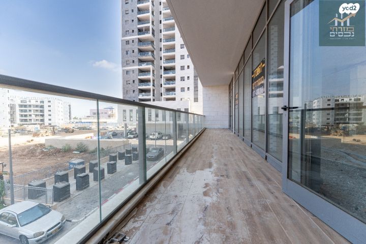 משרדים, משה לוי, נאות שמיר, רמלה