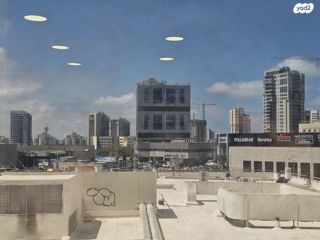 משרדים, שדרות הרצל 1, הקריה מע"ר, אשדוד