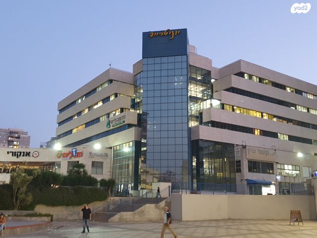 משרדים, שדרות הרצל 1, הקריה מע"ר, אשדוד