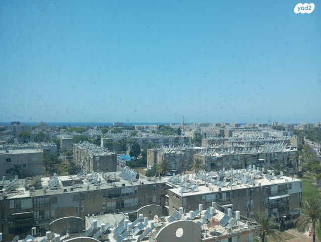 משרדים, הרצל, עכו