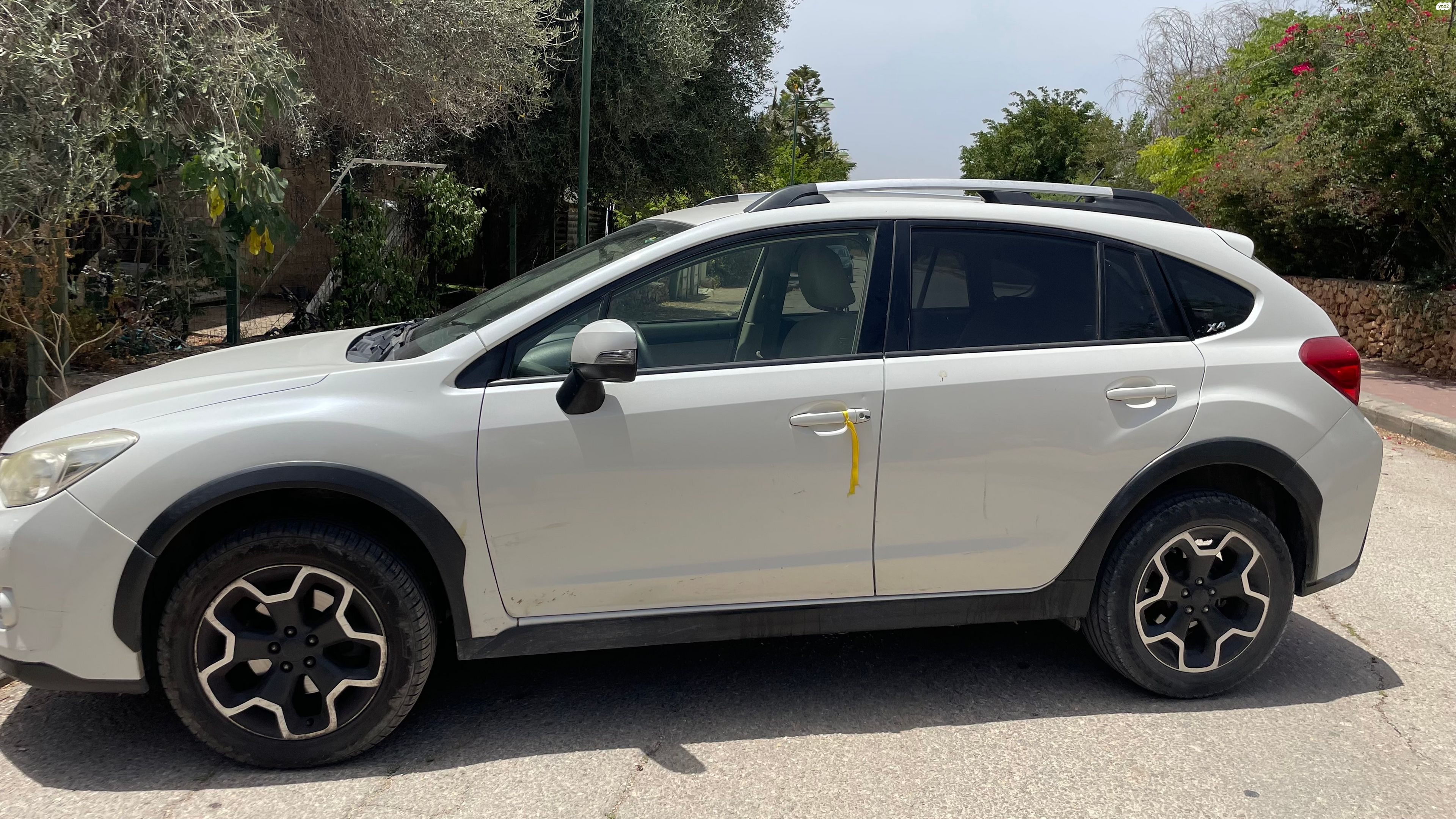 מודעת רכב סובארו XV