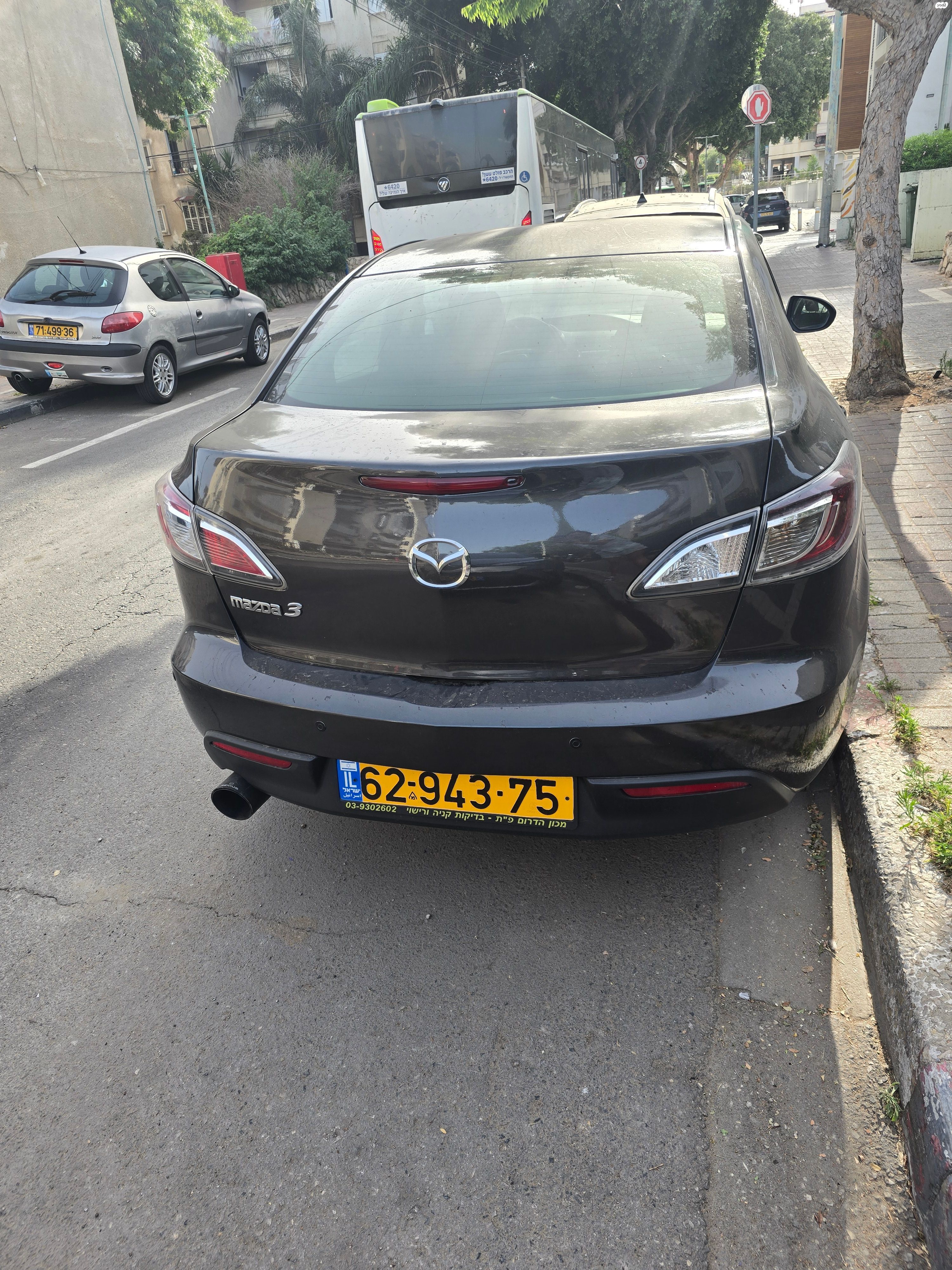 מודעת רכב מאזדה 3