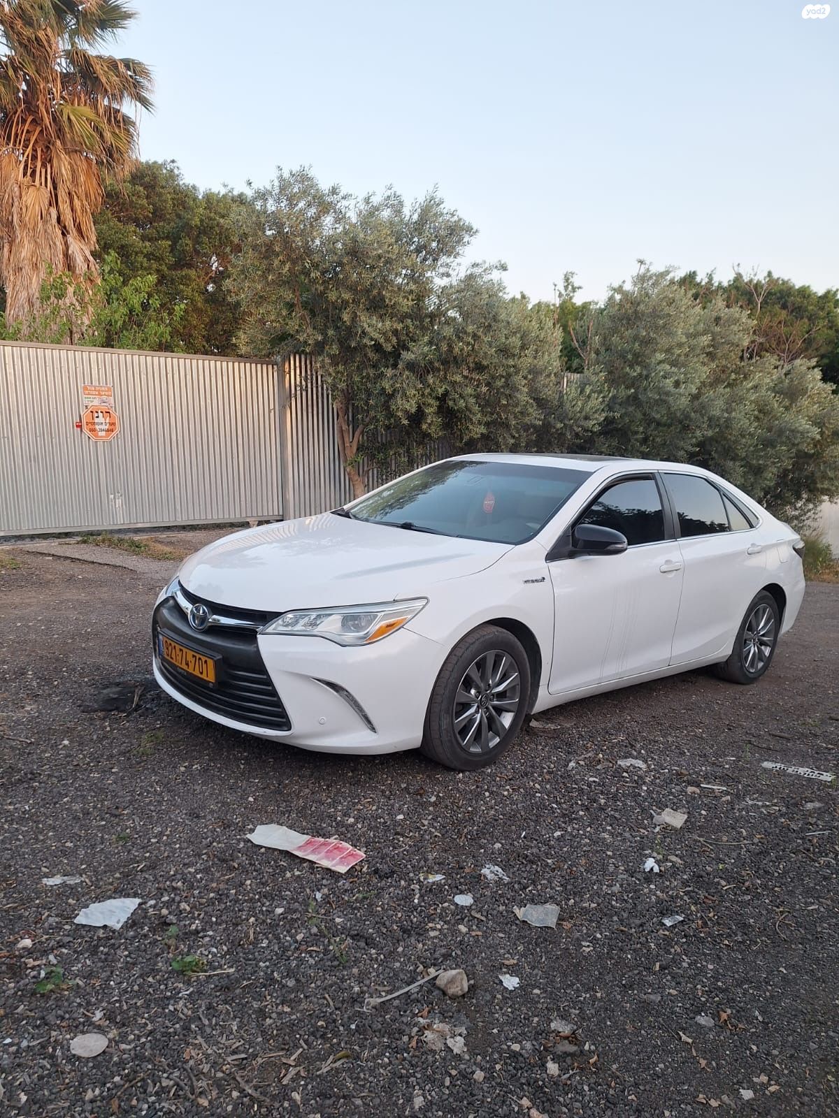 מודעת רכב טויוטה קאמרי