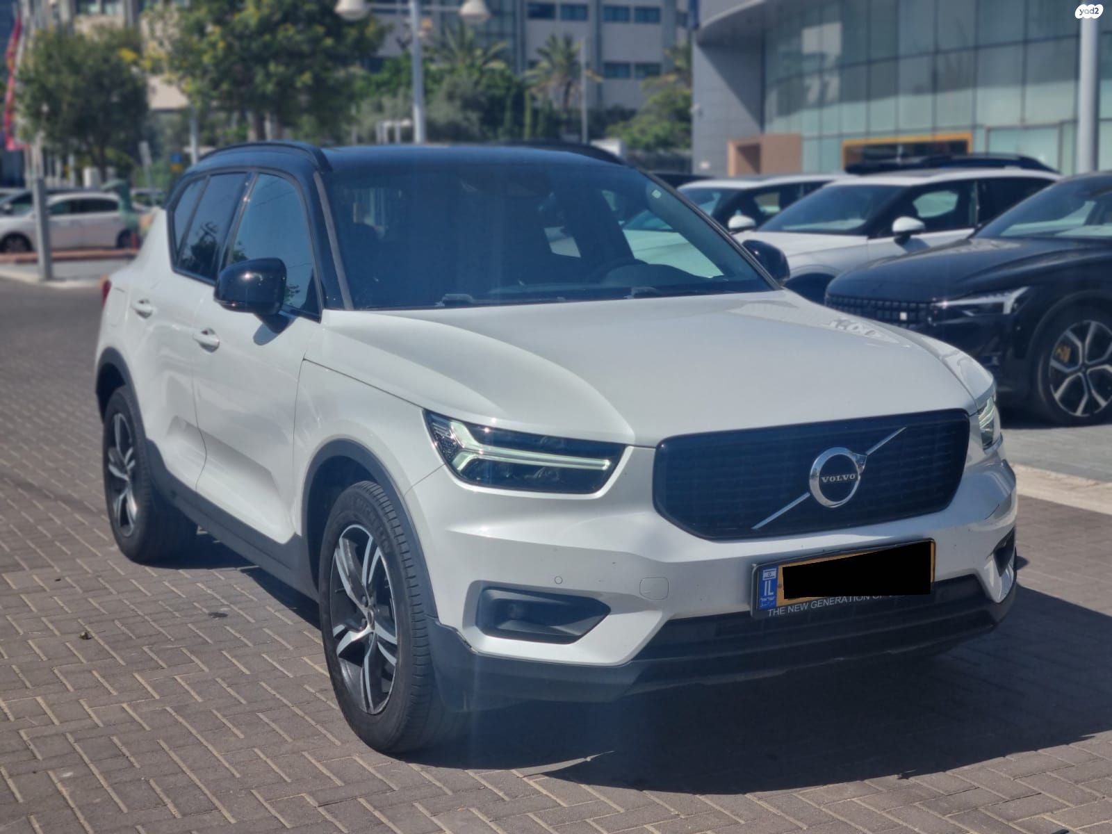 מודעת רכב וולוו XC40
