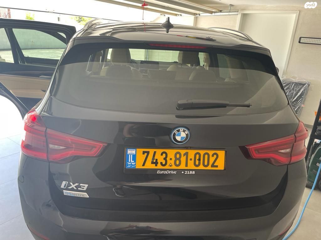 מודעת רכב ב מ וו iX3