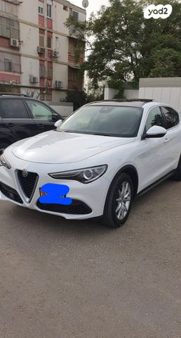 מודעת רכב אלפא רומיאו סטלביו