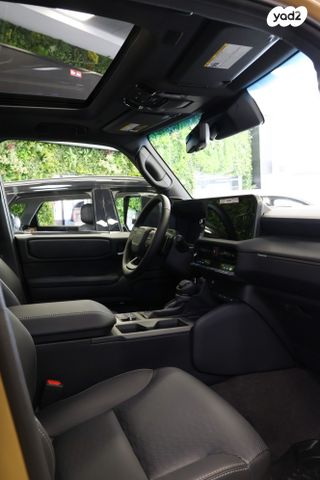 טויוטה לנד קרוזר